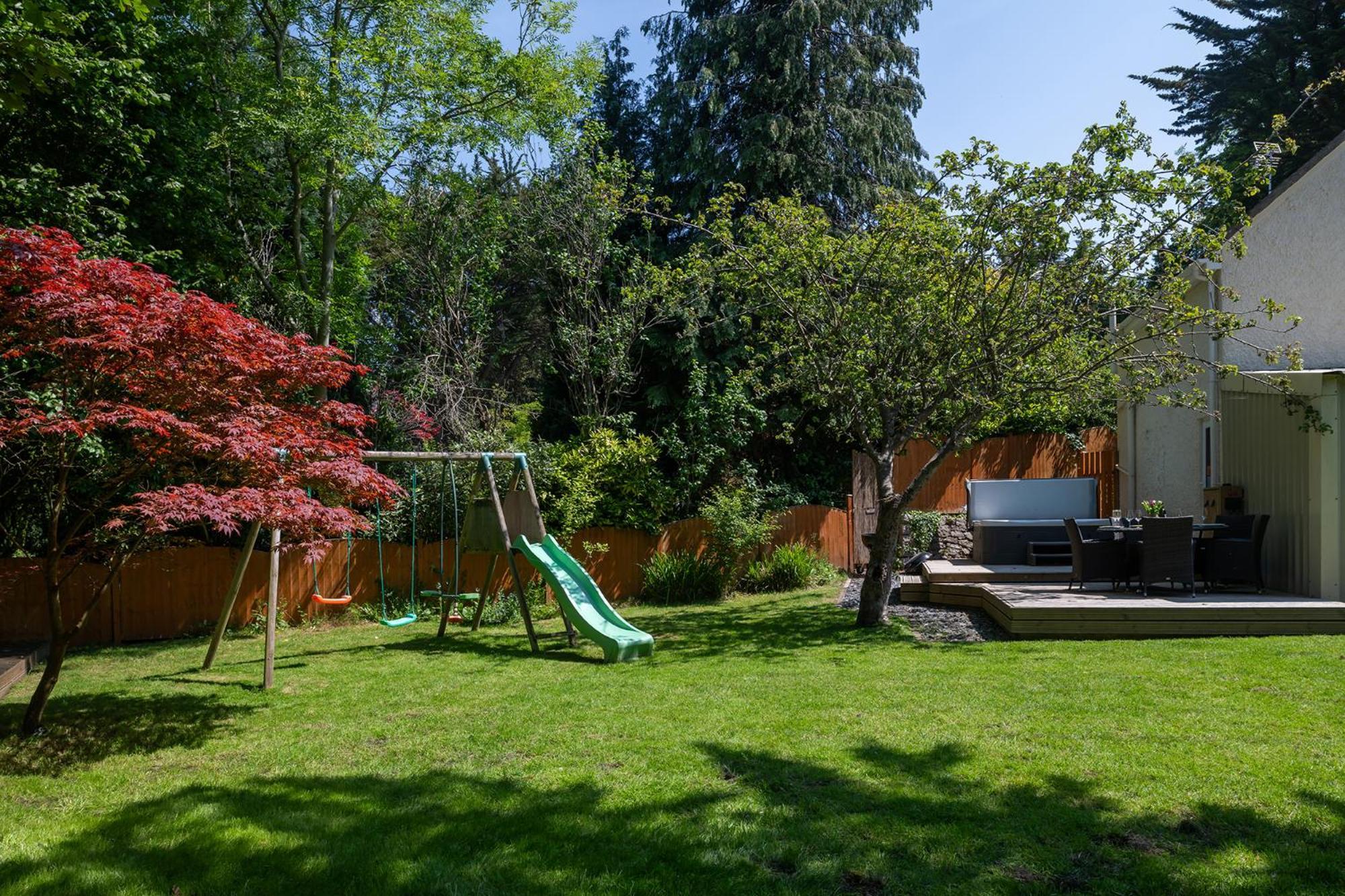 The Coachhouse - Cottage With Private Hot Tub Colwyn Bay Exterior foto